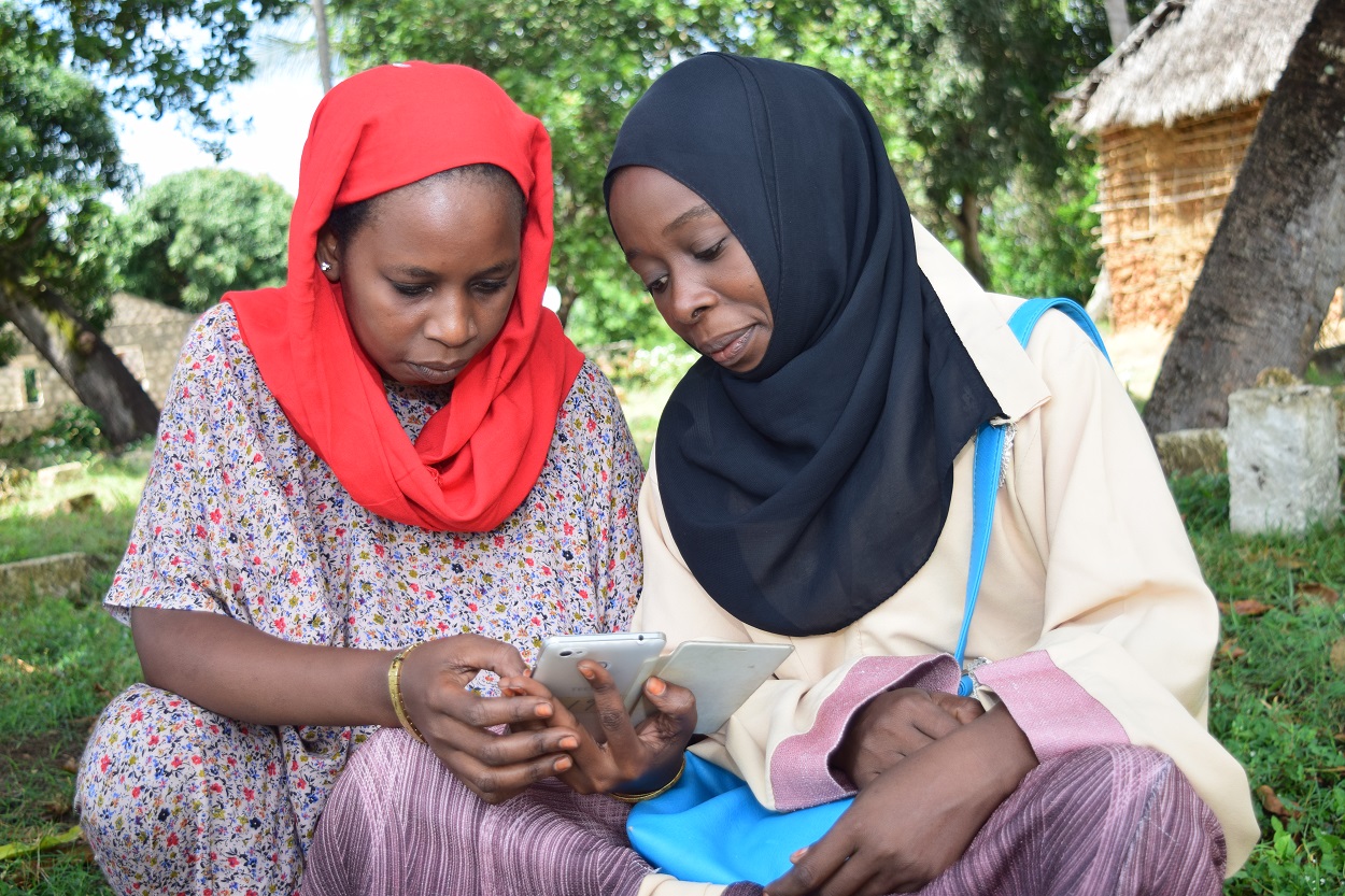 Digitizing sexual health information Digitizing sexual health information